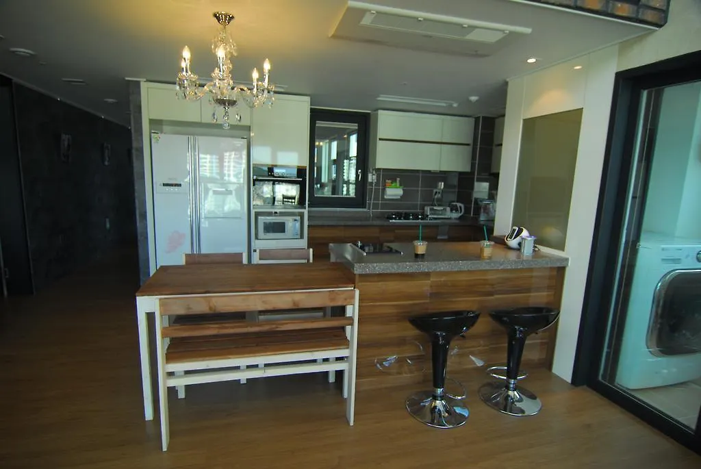 Dynamic Guesthouse Busan